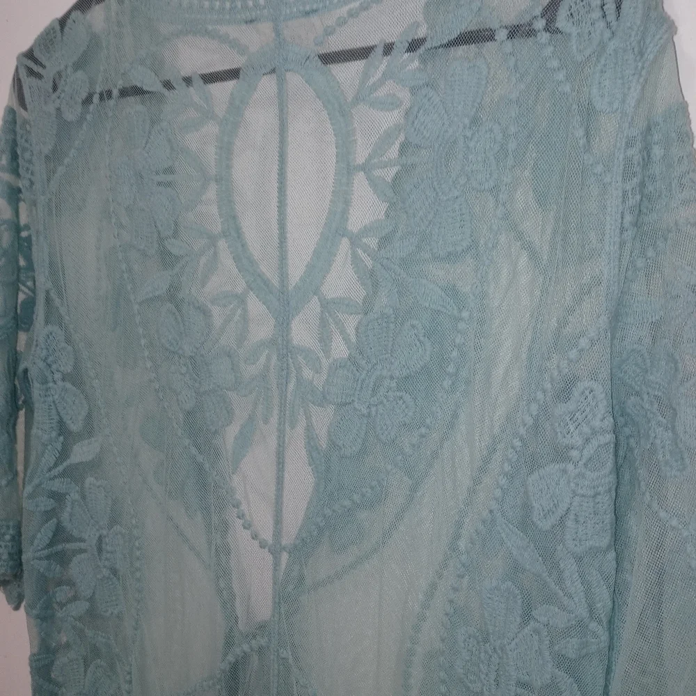 Ember sage Embroidered floral mesh Lace 1/2 Sleeve lingerie cover up M - Picture 9 of 10